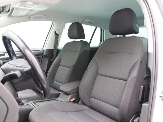 Volkswagen e-Golf E-dition 136 Pk Automaat | Privacy Glas | Cruise Control | Climate Control | 102.326 Km!!