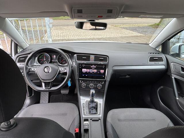 Volkswagen e-Golf ACC LED PDC V+A APK 1-2027