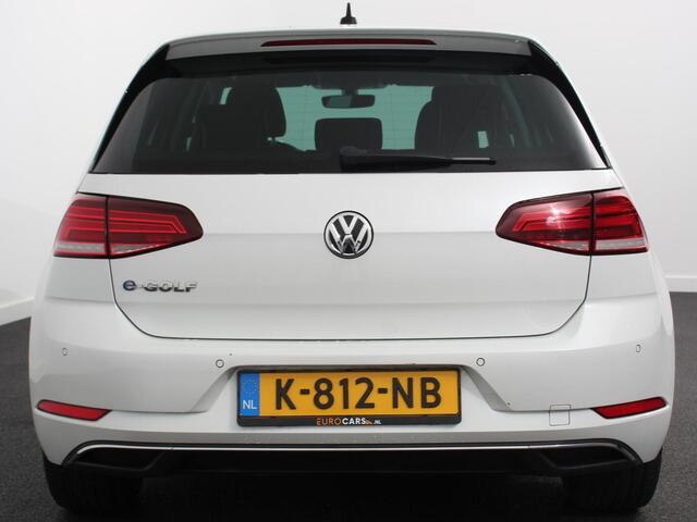Volkswagen e-Golf 100KW Automaat Edition Volkswagen e-Golf e-Golf | Navigatie | Climate Control | Warmtepomp | Parkeersensoren V+A | Privacy Glass |