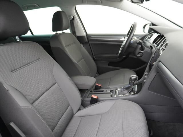 Volkswagen e-Golf AUT. Adaptive Cruise Apple Carplay Android Navi Climatronic Pdc Led Regen-Lichtsensor 36kWh Privacy Glas Bluetooth Spiegelpakket Car-Net App-Connect Wifi E-DITION 1e Eigenaar