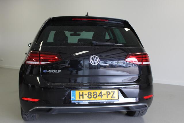 Volkswagen e-Golf E-DITION | 230KM! | WARMTEPOMP | PDC-V/A | ACC | FRONT-ASSIST | CARPLAY | NAVI | LED |