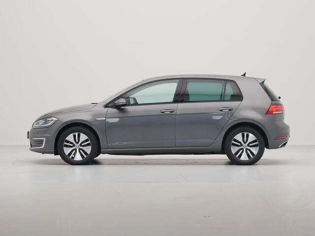 Volkswagen e-Golf E-DITION 136pk Navigatie Camera Acc Warmtepomp 68