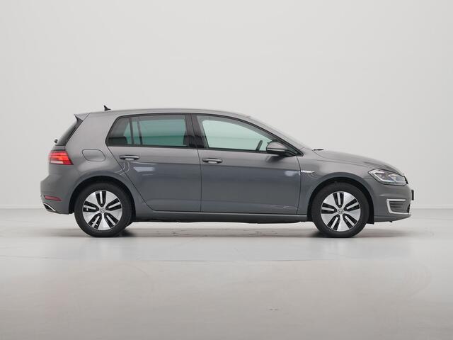 Volkswagen e-Golf E-DITION 136pk Navigatie Camera Acc Warmtepomp 68