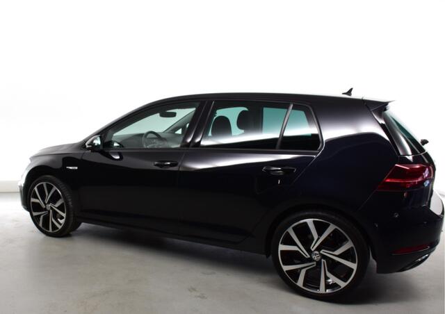 Volkswagen e-Golf LEDER privacy glas- inhaal det, navy, stoelverw, achteruitrijcamera, keyless entry, dyn knipperl, Lederen bekleding, park ass, line ass, E sound, autohold, keyless start, Dyn audio install