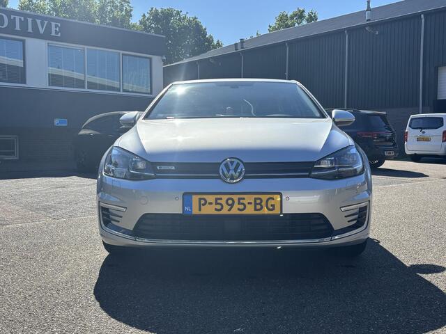 Volkswagen e-Golf e-Golf STOELVERWARMING | KEYLESS | RIJKLAAR INCL. 12 MND. BOVAGGARANTIE
