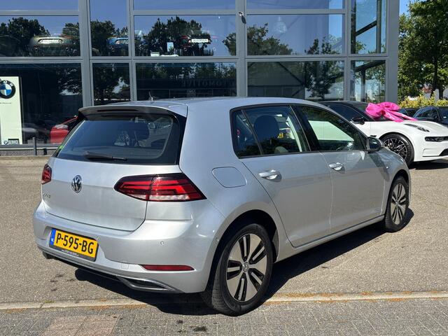 Volkswagen e-Golf e-Golf STOELVERWARMING | KEYLESS | RIJKLAAR INCL. 12 MND. BOVAGGARANTIE