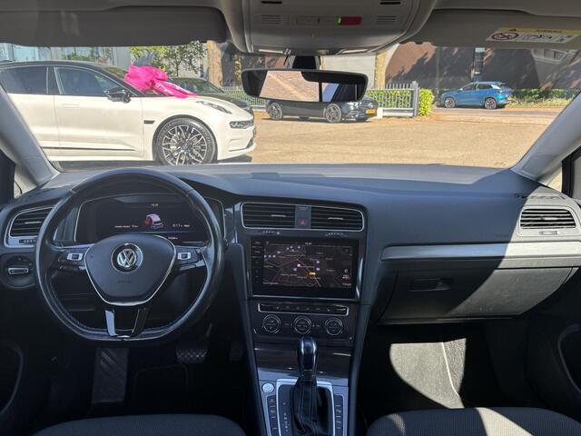 Volkswagen e-Golf e-Golf STOELVERWARMING | KEYLESS | RIJKLAAR INCL. 12 MND. BOVAGGARANTIE