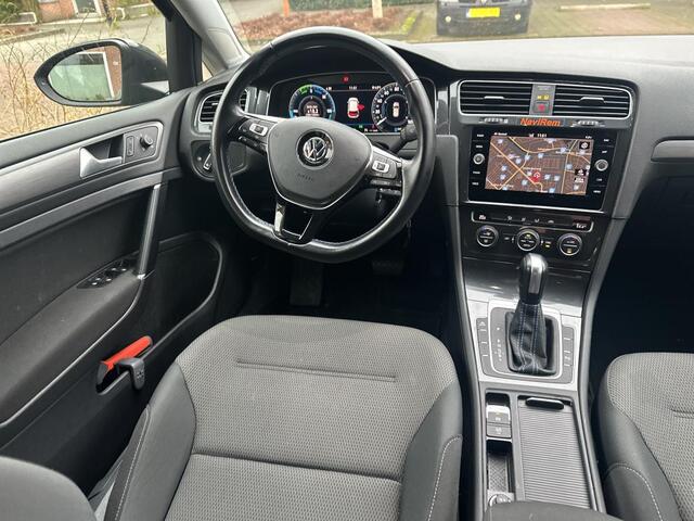Volkswagen e-Golf E-DITION | Warmtepomp | Active Info Display | Camera | VERWACHT
