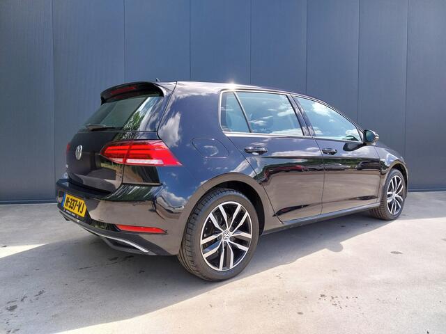 Volkswagen e-Golf 100 KW 1e EIGENAAR WARMTEPOMP ADAPT CRUISE LED NAVI ECC 17 INCH