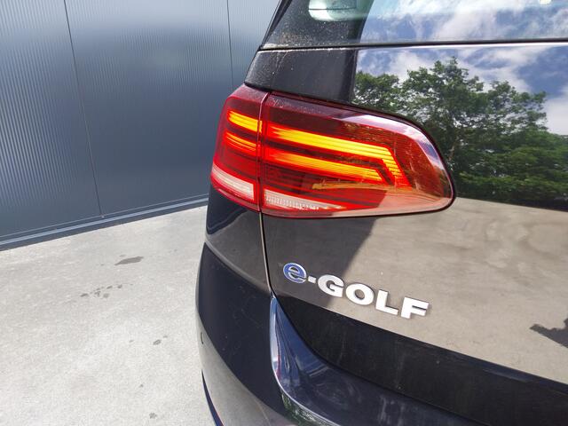 Volkswagen e-Golf 100 KW 1e EIGENAAR WARMTEPOMP ADAPT CRUISE LED NAVI ECC 17 INCH