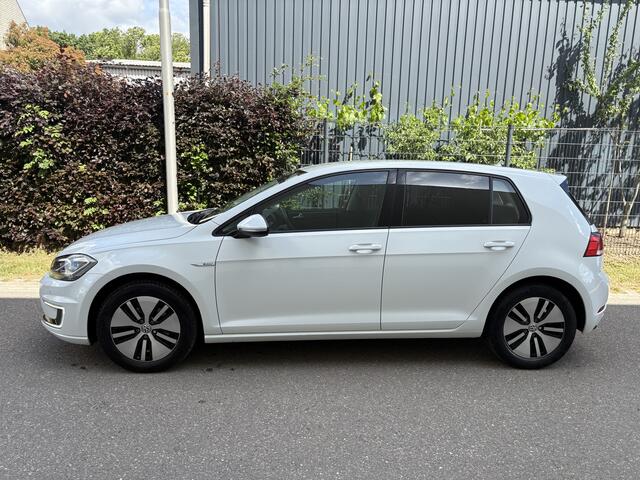 Volkswagen e-Golf e-Golf / AUTOMAAT / NAVI / WARMTEPOMP / CRUISE / INCL BTW