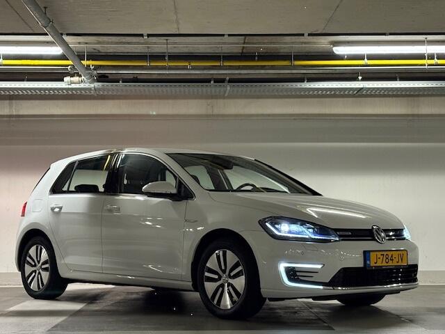 Volkswagen e-Golf E-DITION - ACC - Apple CarPlay - nap! - trekhaak -