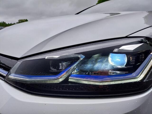 Volkswagen e-Golf 100 KW 1e EIGENAAR WARMTEPOMP ADAPT CRUISE LED NAVI ECC 17 INCH