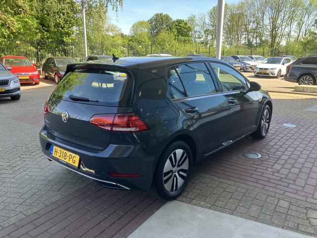 Volkswagen e-Golf E-DITION Automaat/ Led/ Navi/ Parkeersensoren/ Clima/ / 16 lmv