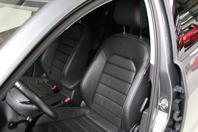 Volkswagen e-Golf E-Golf DSG | Airco | PDC+Camera | Leder | Side Assist |Stoelverw.