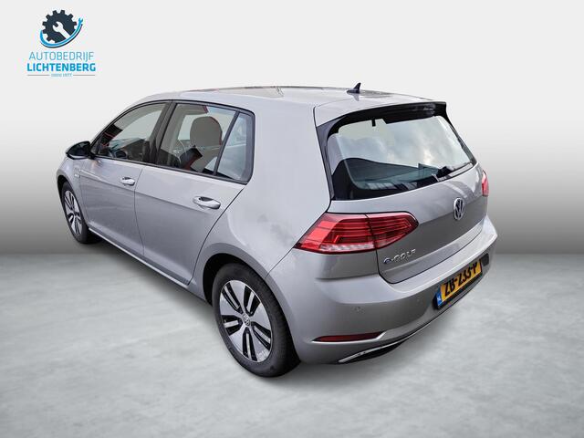 Volkswagen e-Golf ACC / Digitaal Display / Carplay / Keyless