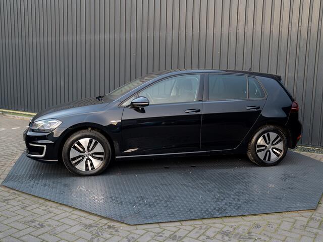 Volkswagen e-Golf | Camera | Keyless | Warmtepomp | Stoelverw. | Adapt. Cr. Stop&Go | Virtual Cockpit | Prijs Rijklaar!!