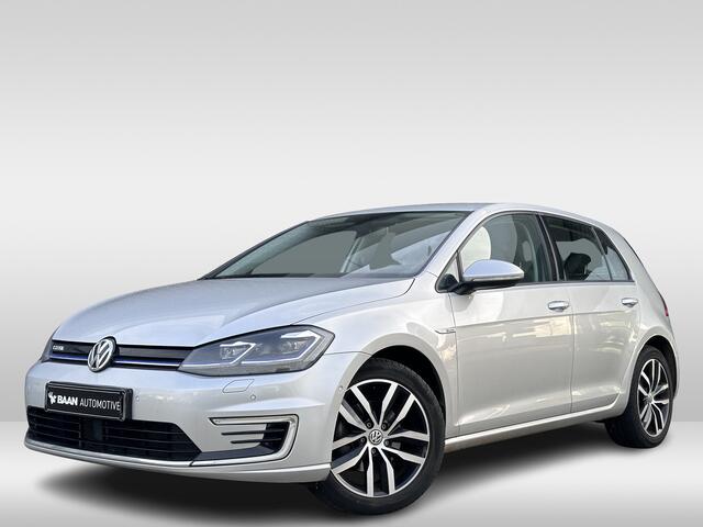 Volkswagen e-Golf e-Golf | Warmtepomp | Camera | Navigatie | Apple CarPlay/Anroid Auto