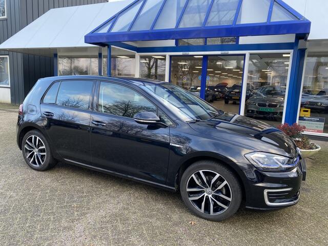 Volkswagen e-Golf e-Golf leer/navigatie/warmtepomp