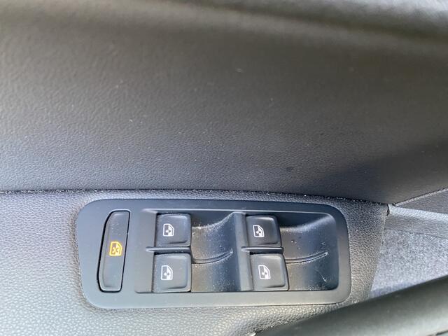 Volkswagen e-Golf e-Golf leer/navigatie/warmtepomp