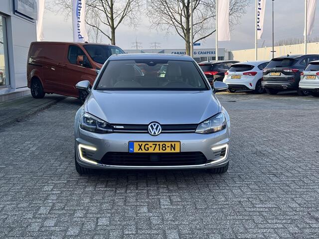 Volkswagen e-Golf e-Golf Verwarmde voorstoelen | Lederen bekleding | Achteruitrijcamera | Warmtepomp