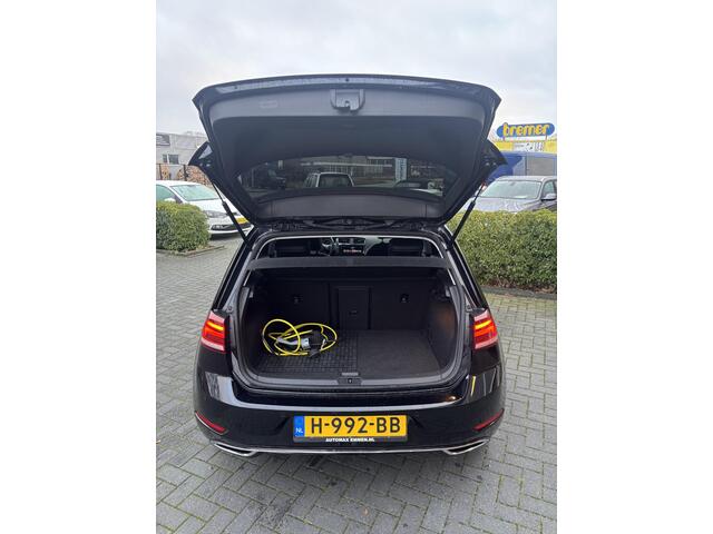 Volkswagen e-Golf e-Golf |Leder!|Full Led!|Adaptive Cruise!|