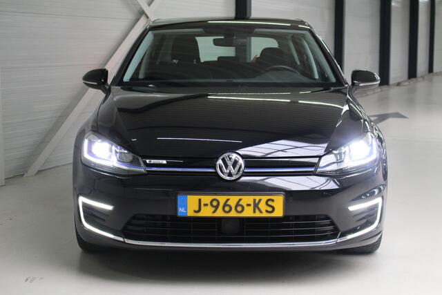 Volkswagen e-Golf E-DITION Navigatie | Warmtepomp | Adaptieve Cruisecontrol | Climate Control