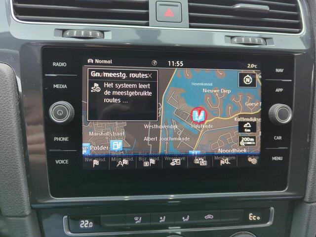 Volkswagen e-Golf E-DITION / Digitaal dashboard / Navigatie / Camera / LED / Parkeersensoren V+A /