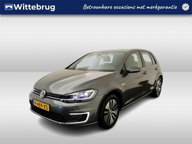 Volkswagen e-Golf E-DITION / Achteruitrijcamera / 16 Inch / Climate control / Adaptive Cruise / Led