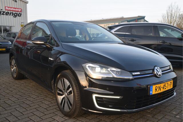 Volkswagen e-Golf e-Golf Carplay | LED | Adap.cruise | Clima | Bluetooth | Warmtepomp