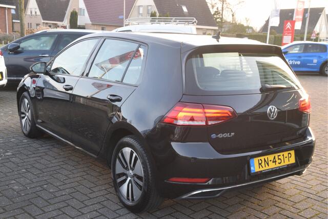 Volkswagen e-Golf e-Golf Carplay | LED | Adap.cruise | Clima | Bluetooth | Warmtepomp