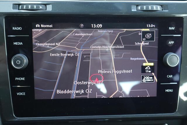 Volkswagen e-Golf e-Golf SOH 92%, Cruise control, Navigatie, Apple Carplay,