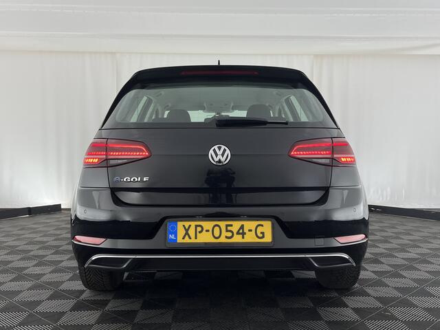 Volkswagen e-Golf (INCL.BTW) *HEAT-PUMP | ADAPTIVE-CRUISE | FULL-LED | DIGI-COCKPIT | NAVI-FULLMAP | CAMERA | KEYLESS | ECC | PDC | 16''ALU*