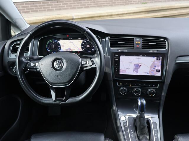 Volkswagen e-Golf + LEDER SPORTINTERIEUR | VIRTUAL COCKPIT | ADAPTIVE CRUISE | LED | CAMERA | STOELVERW. | APPLE CARPLAY