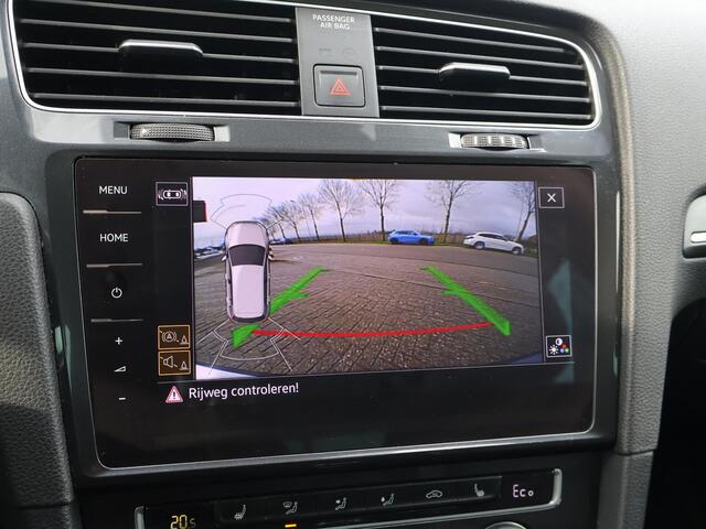Volkswagen e-Golf + LEDER SPORTINTERIEUR | VIRTUAL COCKPIT | ADAPTIVE CRUISE | LED | CAMERA | STOELVERW. | APPLE CARPLAY