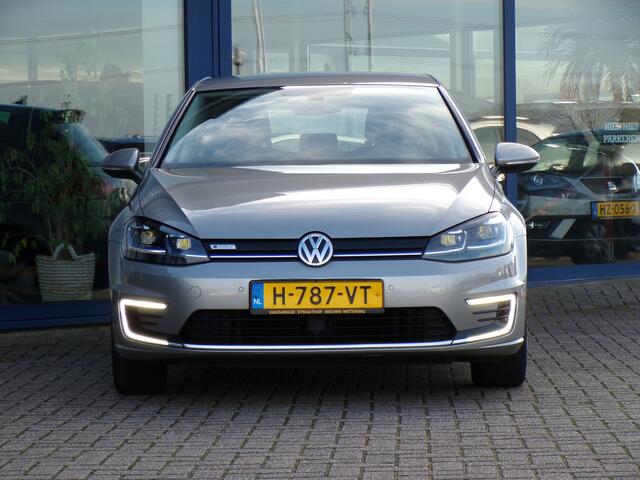 Volkswagen e-Golf E-DITION, SOH 93.5% / Full LED / Carplay + Android Auto / Virtual Cockpit / Parkeersensoren V + A