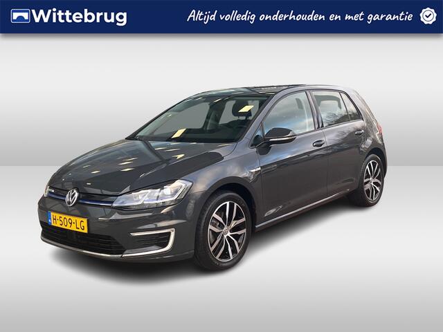 Volkswagen e-Golf E-DITION / LED / Navigatie / Parkeersensoren / 17" LMV