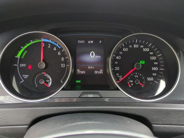 Volkswagen e-Golf E-DITION / 91% SOH/ PARK. SENSOREN/ ADAPT. CRUISE/ LED/ NAVI/ 16" LMV