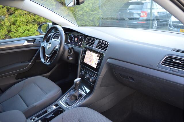 Volkswagen e-Golf E-DITION Warmtepomp / SOH 92% / Addapt. Cruise / Apple,android