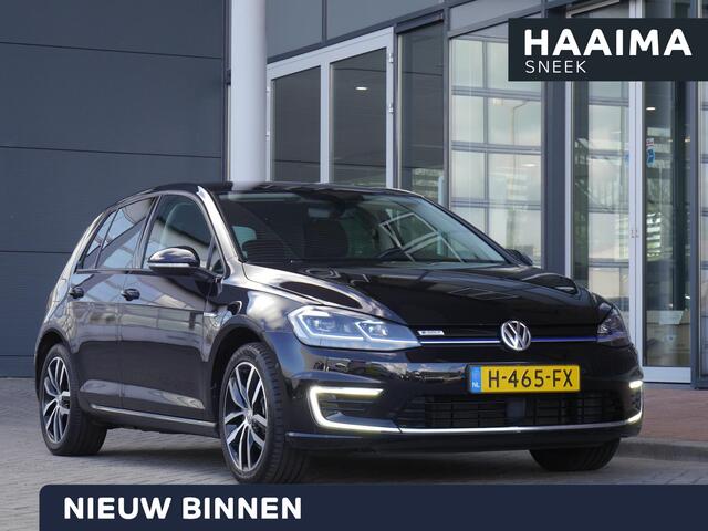 Volkswagen e-Golf E-DITION | Warmtepomp | Digitaal instrumentenpaneel | Parkeer assistent | Led koplampen | 17 inch lichtmetaal | Achteruitrijcamera | Apple carplay/Android auto | Stoelverwarming |
