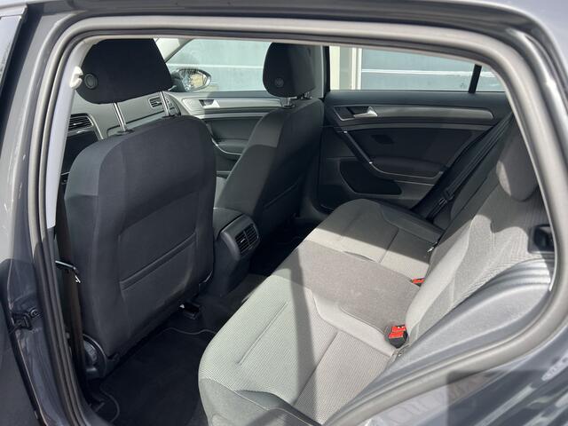 Volkswagen e-Golf Navi,Clima,Cruise,Cv Bj 2021 Dealer onderhouden 2e eigenaar
