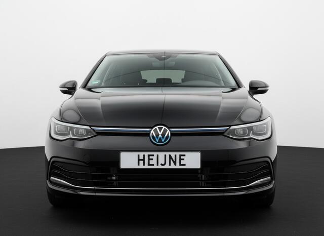 Volkswagen e-Golf e-HYBRID PHEV 204PK DSG STYLE CAMERA/NAVI/STUURVERW.