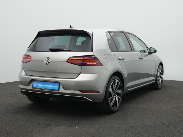 Volkswagen e-Golf 136 pk E-DITION | Warmtepomp | Achteruitrijcamera | Navigatie