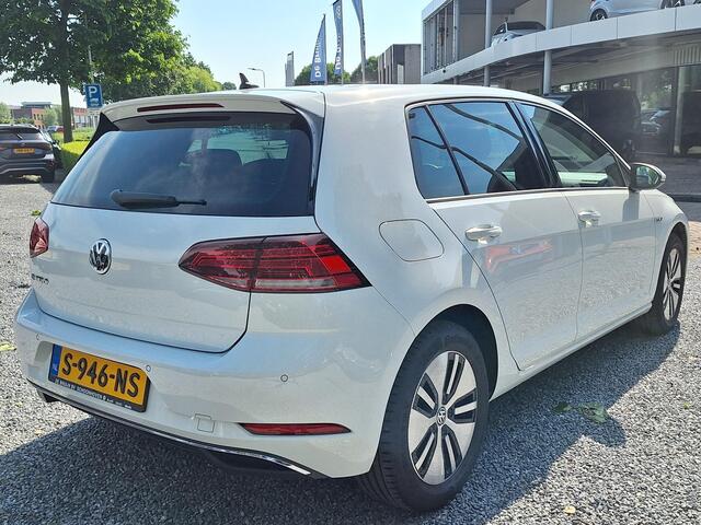 Volkswagen e-Golf e-Golf (Clima,Acc,Navi,App)