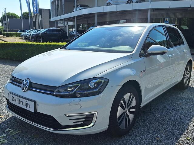 Volkswagen e-Golf e-Golf (Clima,Acc,Navi,App)