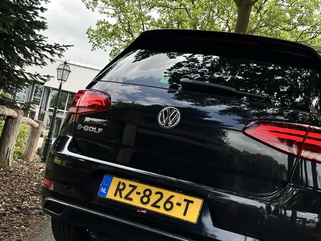 Volkswagen e-Golf e-Golf