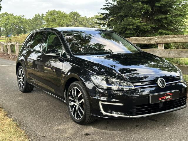 Volkswagen e-Golf e-Golf