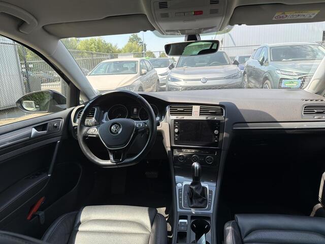 Volkswagen e-Golf E-DITION / SOH 91%/ AUTOMAAT/ LEER/ ADAPTIVE CRUISE/ PARK.SENSOREN/ CAMERA/ STOELVERWARMING/ NAVI/ CLIMA/ 16'' LMV