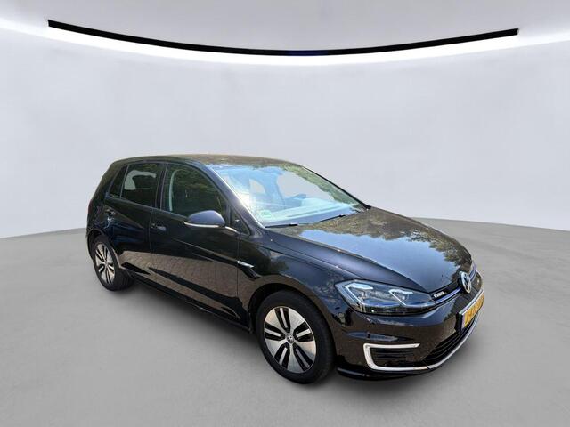 Volkswagen e-Golf E-DITION / SOH 91%/ AUTOMAAT/ LEER/ ADAPTIVE CRUISE/ PARK.SENSOREN/ CAMERA/ STOELVERWARMING/ NAVI/ CLIMA/ 16'' LMV