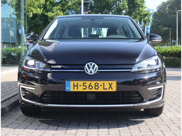 Volkswagen e-Golf E-DITION Navi / Climate / Pdc / Elekramen / Adap-Cruise / App-connect / SOH 89.64% / Voldoende Apk /